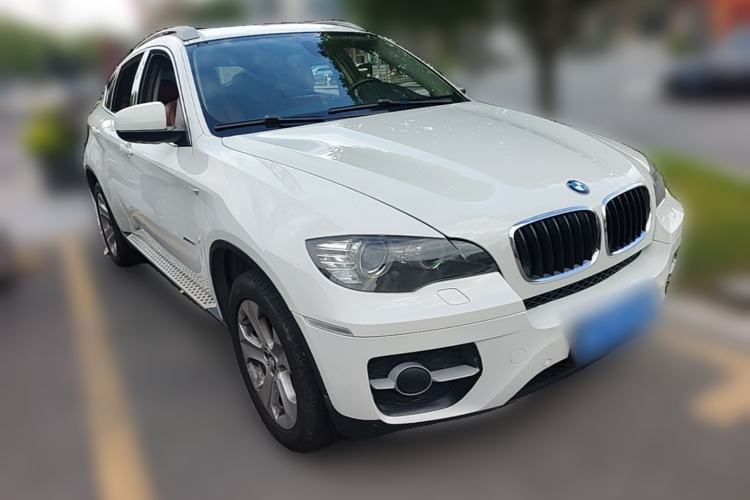 Used BMW X6 2011 xDrive35i Front Right 45 Deg
