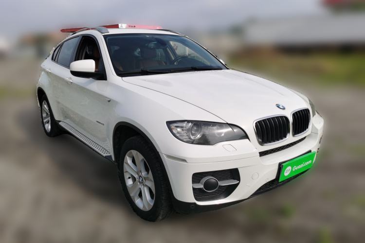Used BMW X6 2011 xDrive35i Front Right 45 Deg