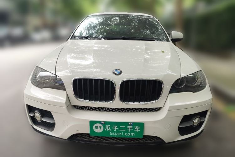 Used BMW X6  Front