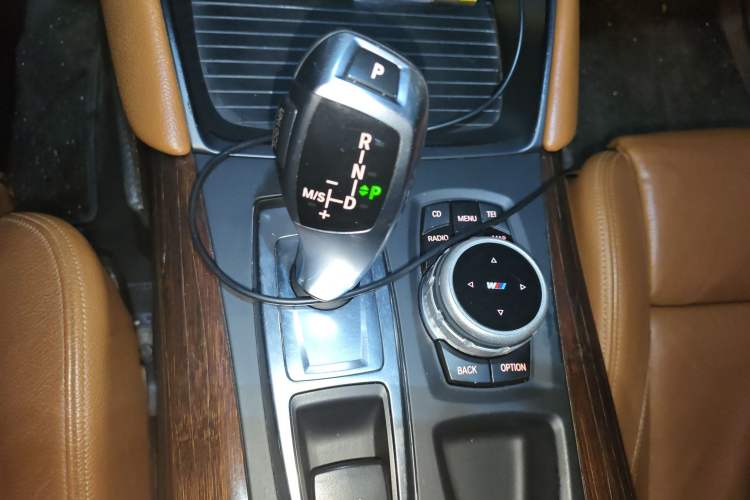 Used BMW X6 2011 xDrive35i Gear Lever