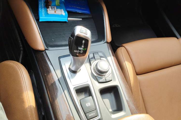 Used BMW X6 2011 xDrive35i Gear Lever