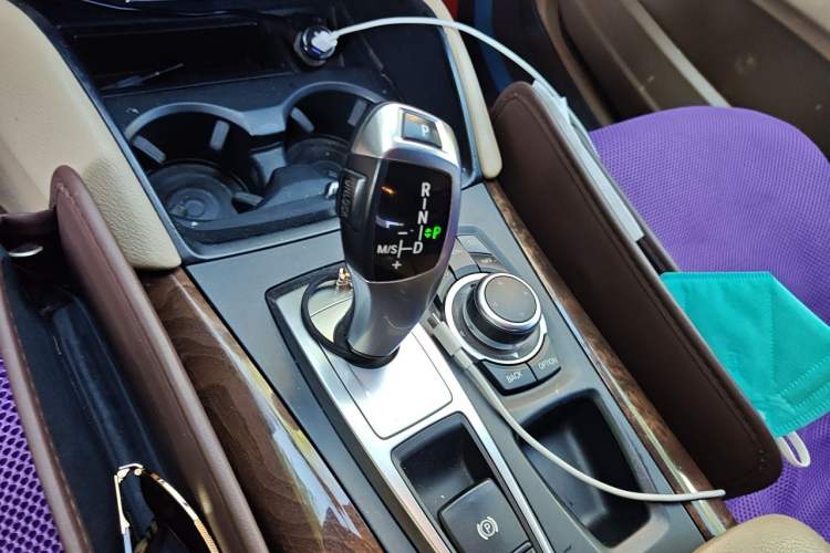Used BMW X6 2011 xDrive35i Gear Lever