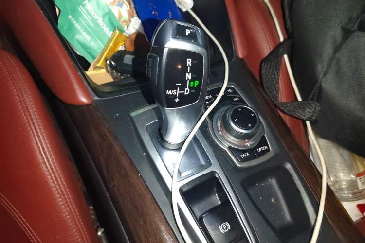 Used BMW X6 2011 xDrive35i Gear Lever
