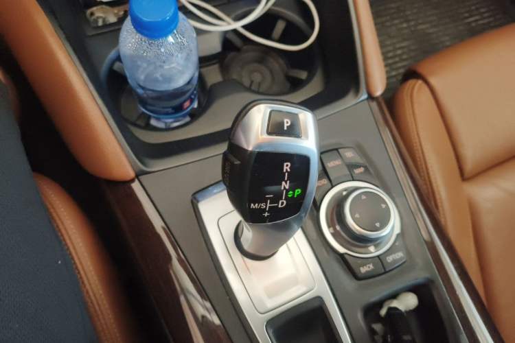 Used BMW X6 2011 xDrive35i Gear Lever