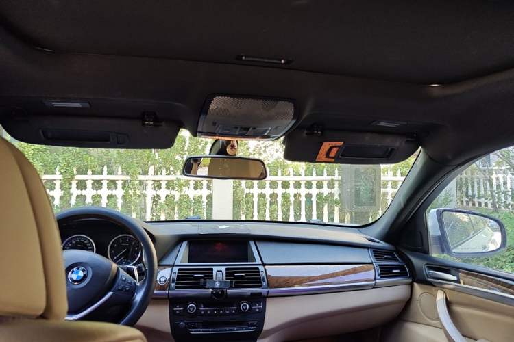Used BMW X6 2011 xDrive35i Headliner