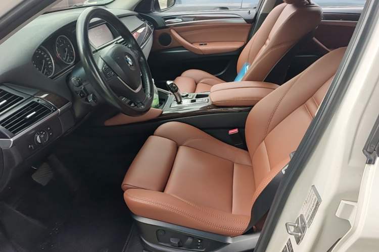 Used BMW X6 2011 xDrive35i Left Front Seat