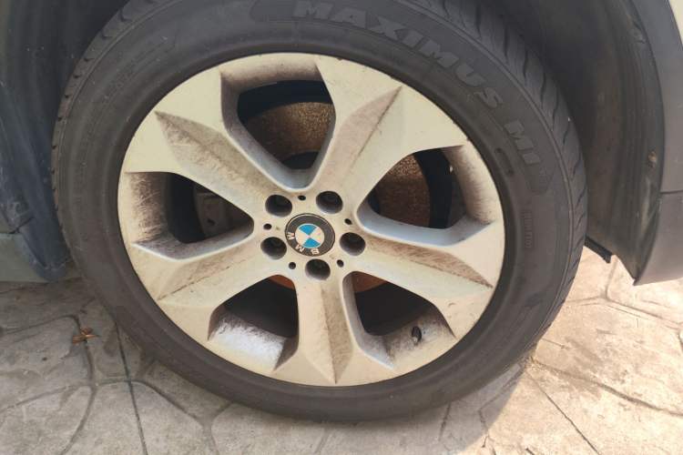 Used BMW X6 2011 xDrive35i Right Front Wheel Hub
