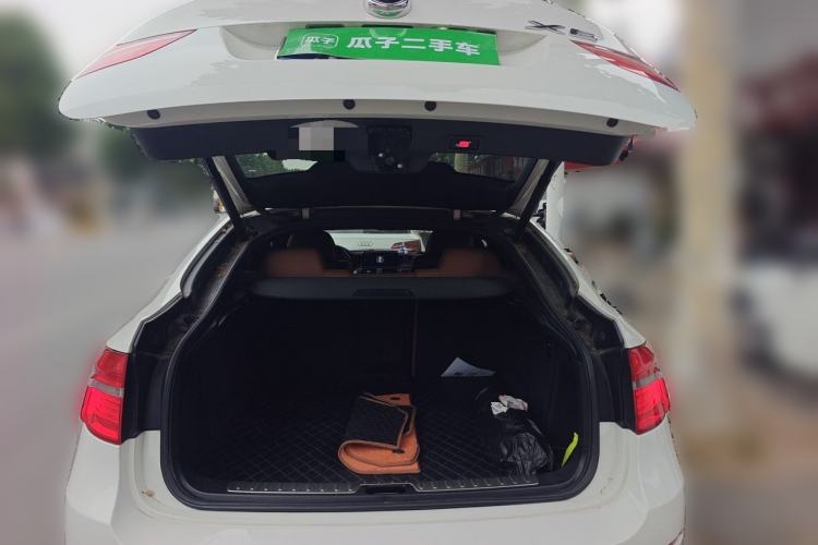 Used BMW X6 2011 xDrive35i Trunk