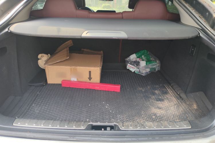 Used BMW X6 2011 xDrive35i Trunk