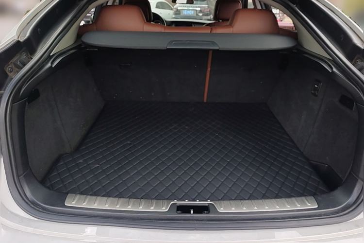 Used BMW X6 2011 xDrive35i Trunk