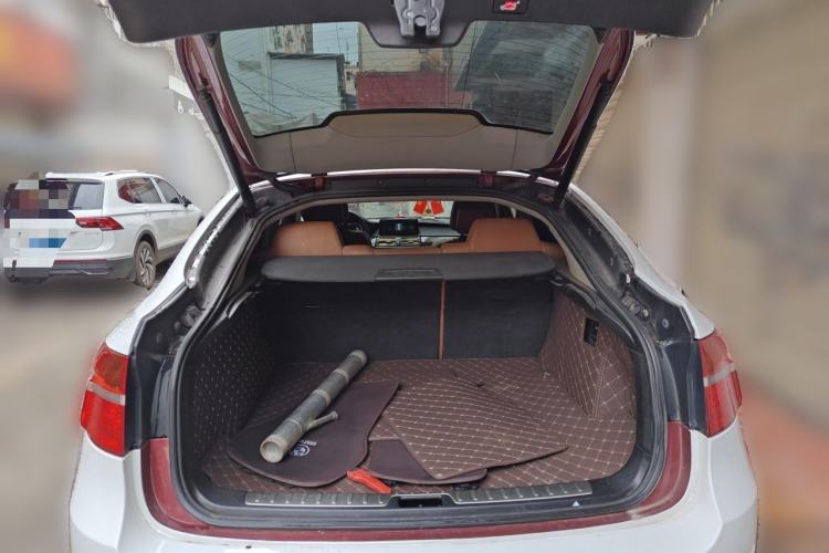 Used BMW X6 2011 xDrive35i Trunk