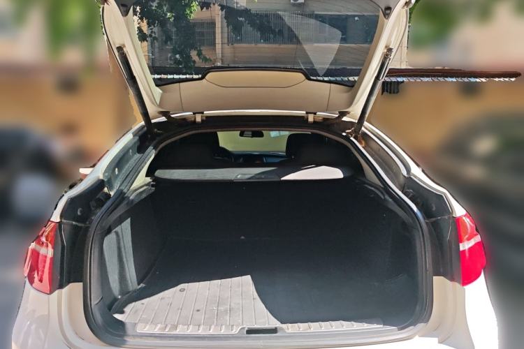 Used BMW X6 2011 xDrive35i Trunk