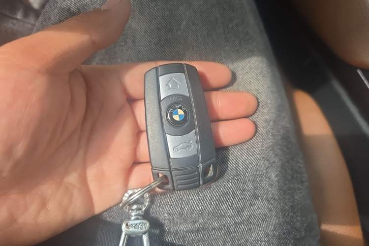 Used BMW X6 2011 xDrive35i Vehicle Key
