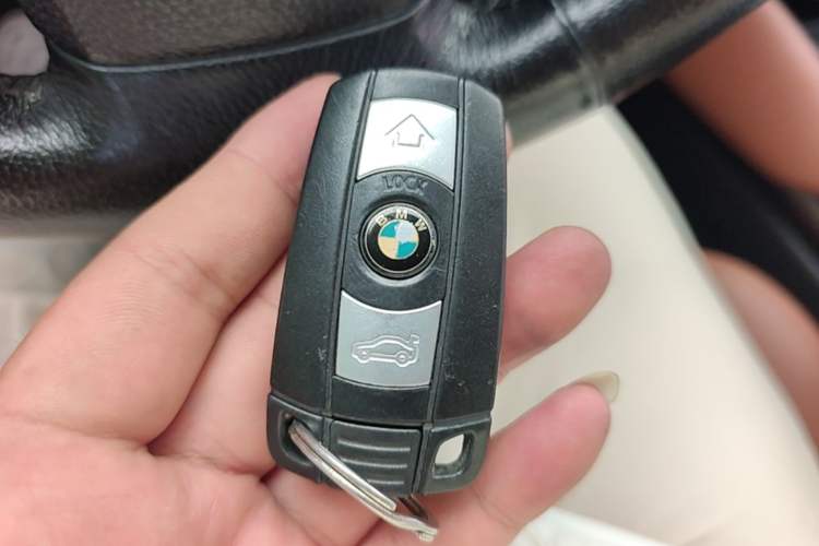 Used BMW X6 2011 xDrive35i Vehicle Key