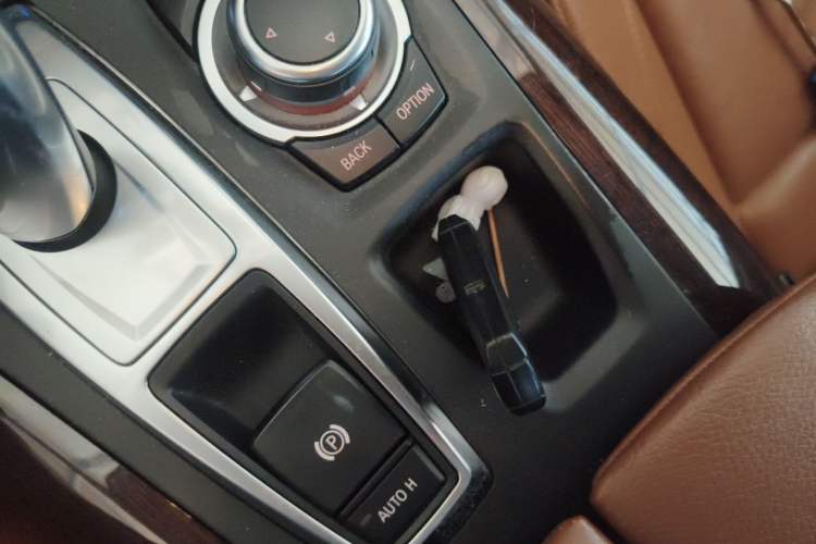 Used BMW X6 2011 xDrive35i Vehicle Key