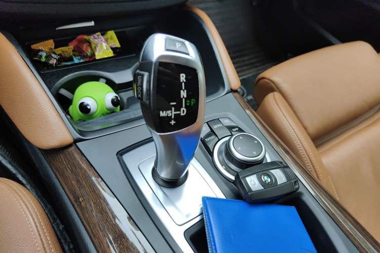 Used BMW X6 2011 xDrive35i Gear Lever