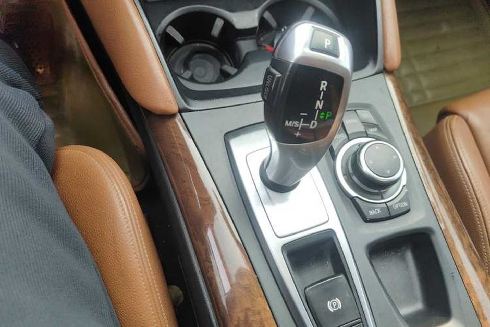 Used BMW X6 2011 xDrive35i Gear Lever