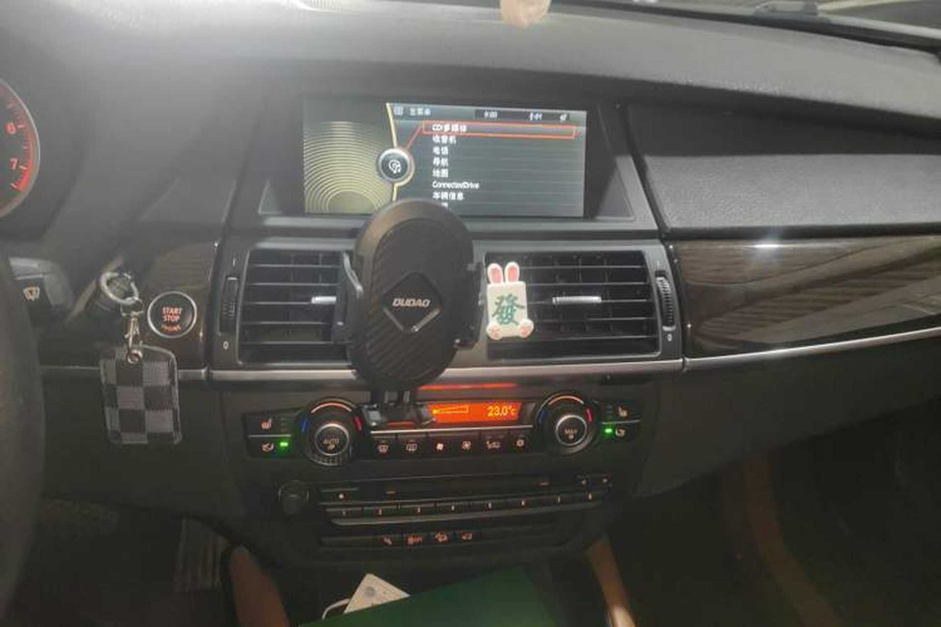Used BMW X6 2012 xDrive35i Audio And AC Panel