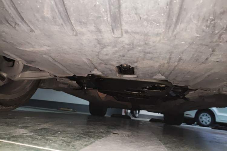 Used BMW X6 2012 xDrive35i Chassis Front
