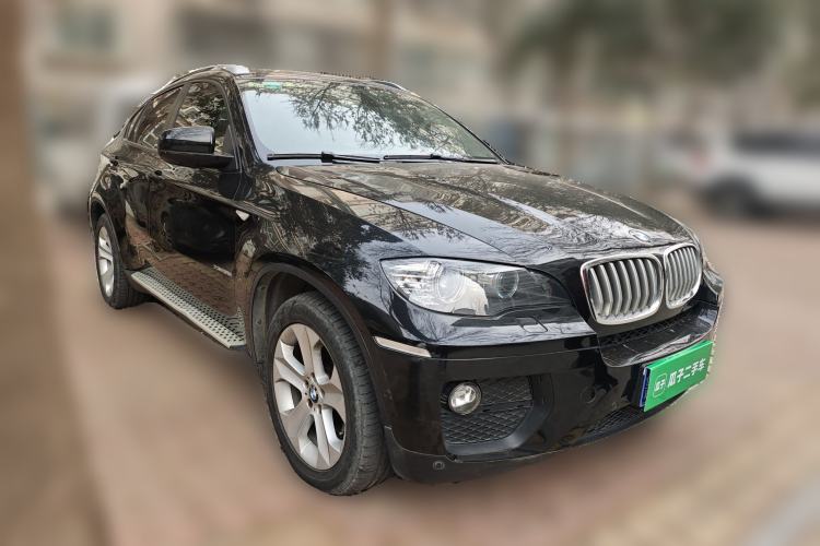 Used BMW X6 2012 xDrive35i Front Right 45 Deg
