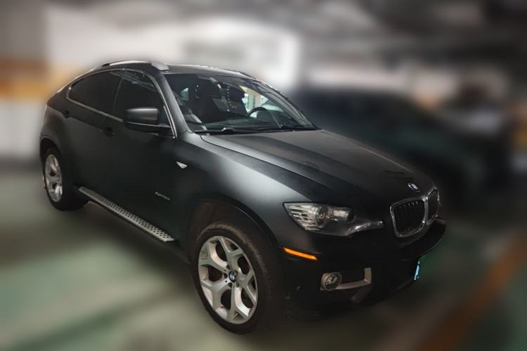 Used BMW X6 2012 xDrive35i Front Right 45 Deg