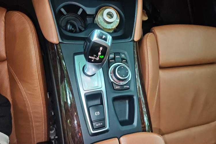 Used BMW X6 2012 xDrive35i Gear Lever
