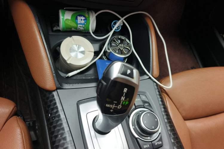 Used BMW X6 2012 xDrive35i Middle East version Gear Lever