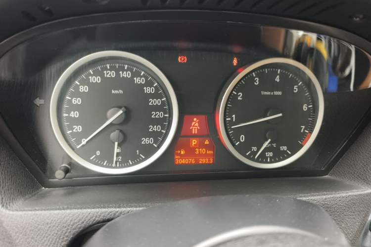 Used BMW X6 2012 xDrive35i Middle East version Instrument Cluster