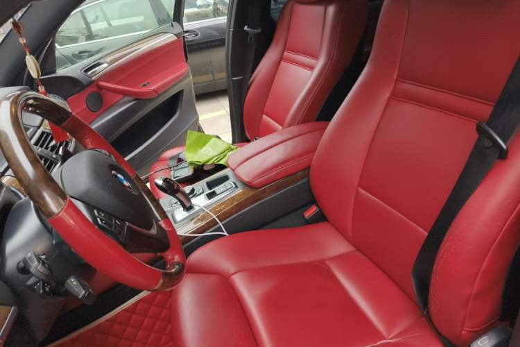 Used BMW X6 2012 xDrive35i Left Front Seat