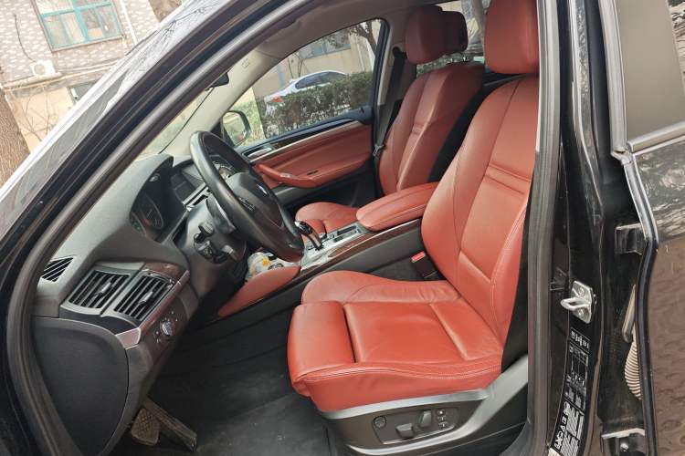 Used BMW X6 2012 xDrive35i Left Front Seat
