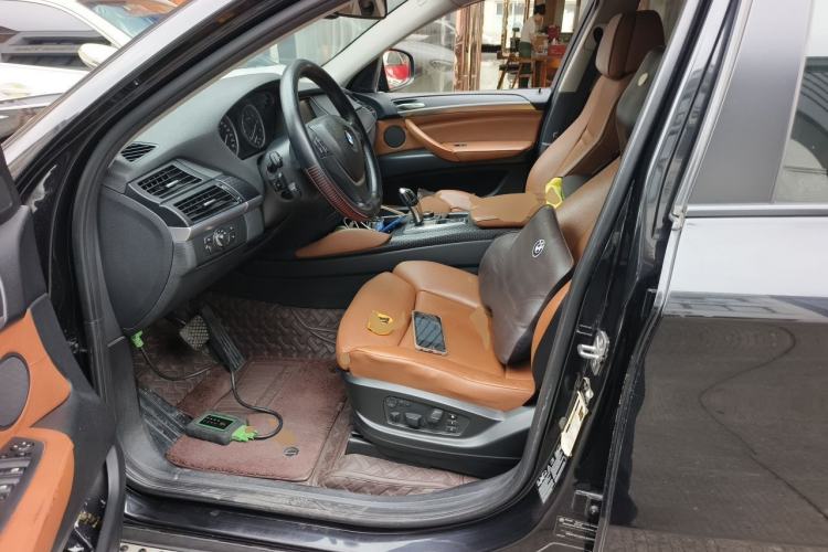 Used BMW X6 2012 xDrive35i Middle East version Left Front Seat