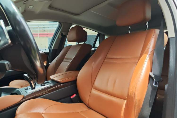 Used BMW X6 2012 xDrive35i Left Front Seat