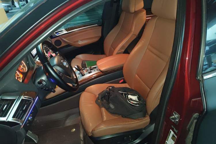Used BMW X6 2012 xDrive35i Left Front Seat
