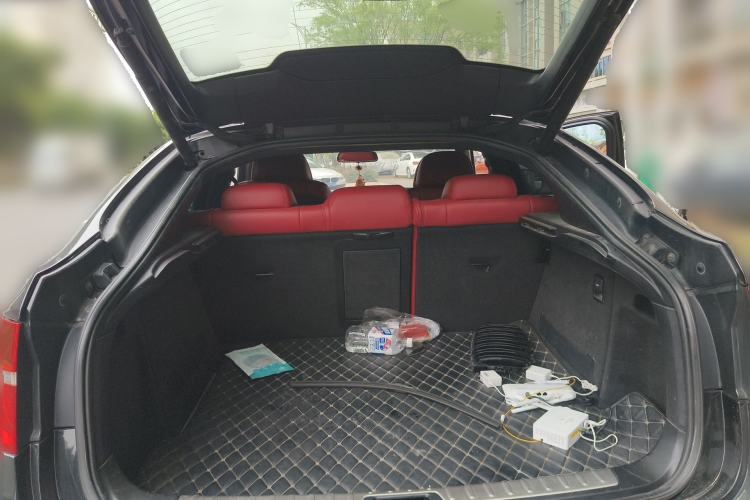 Used BMW X6 2012 xDrive35i Trunk