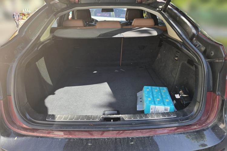 Used BMW X6 2012 xDrive35i Trunk