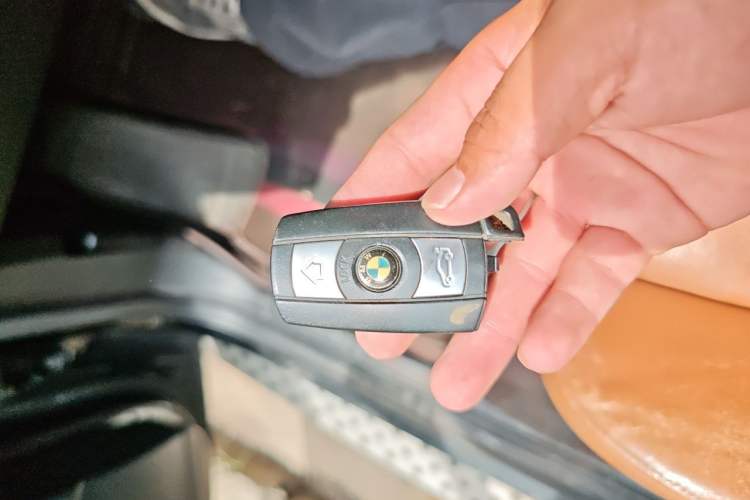 Used BMW X6 2012 xDrive35i Vehicle Key