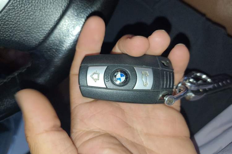 Used BMW X6 2012 xDrive35i Vehicle Key