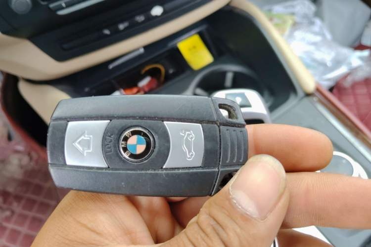 Used BMW X6 2012 xDrive35i Vehicle Key