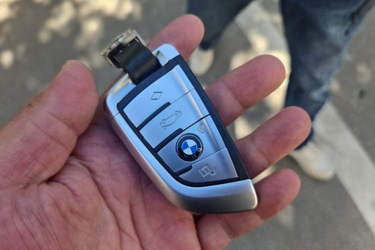 Used BMW X6 2012 xDrive35i Vehicle Key