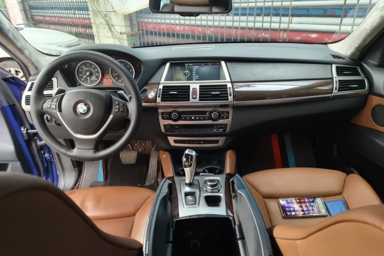 Used BMW X6 2012 xDrive35i U.S. specification Center Console