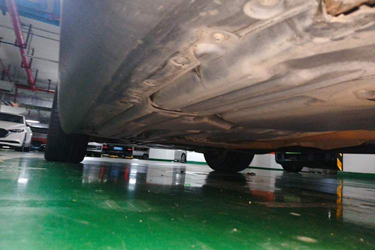 Used BMW X6 2012 xDrive35i Chassis Rear Left