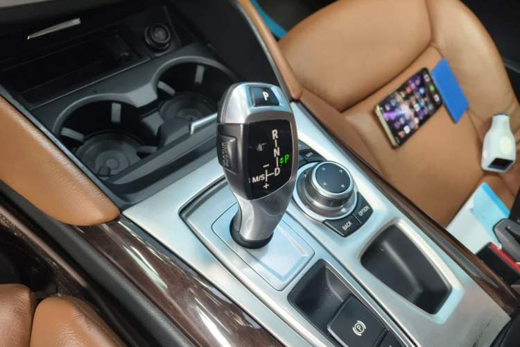 Used BMW X6 2012 xDrive35i U.S. specification Gear Lever
