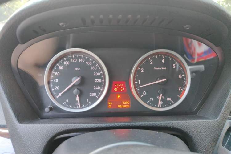 Used BMW X6 2012 xDrive35i Instrument Cluster