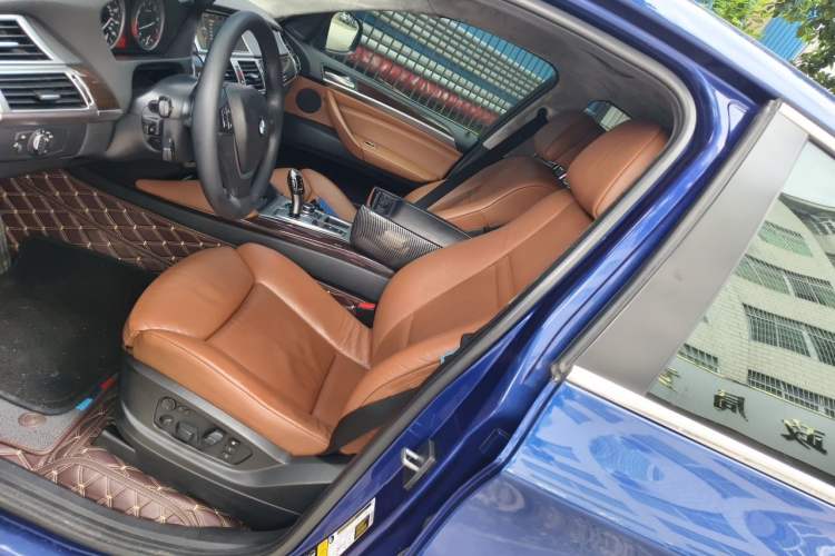 Used BMW X6 2012 xDrive35i U.S. specification Left Front Seat
