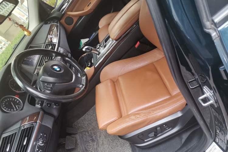 Used BMW X6 2012 xDrive35i Left Front Seat