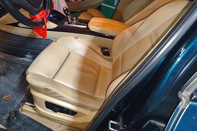 Used BMW X6 2012 xDrive35i Left Front Seat