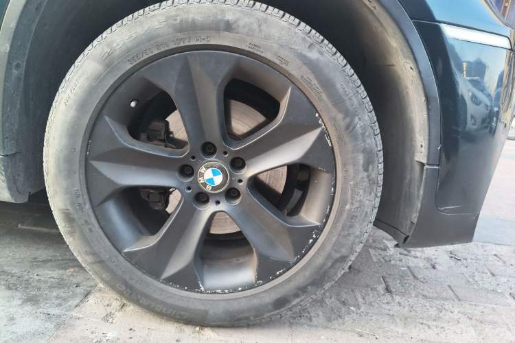 Used BMW X6 2012 xDrive35i Right Front Wheel Hub
