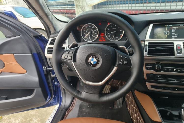 Used BMW X6 2012 xDrive35i U.S. specification Steering Wheel