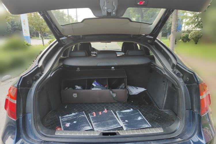 Used BMW X6 2012 xDrive35i Trunk