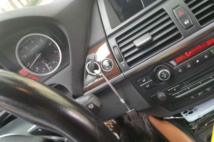 Used BMW X6 2012 xDrive35i Vehicle Key